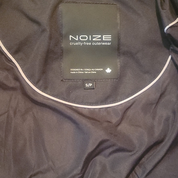 Noize Coat - Picture 9 of 13
